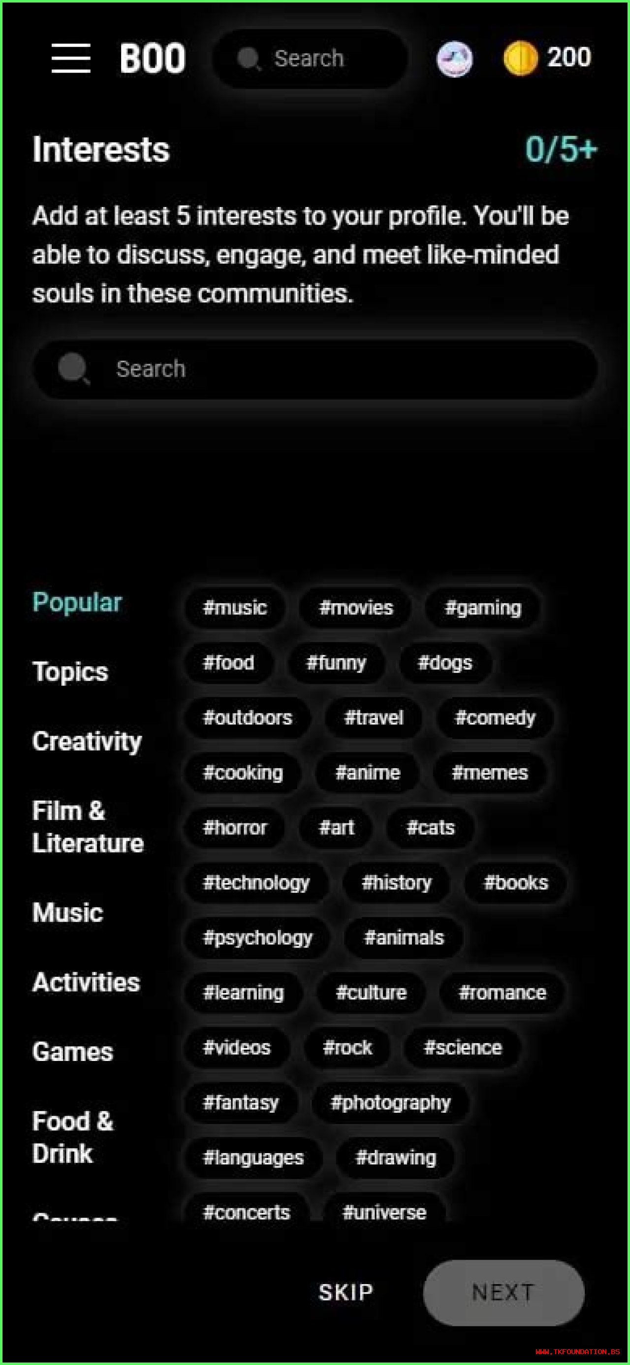 Who is Emily Boo Dating Now?